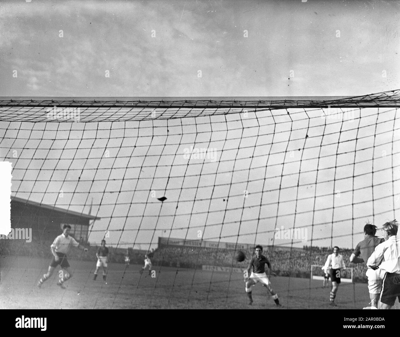 Football Sparta Stadium. A game moment Date: November 13, 1948 Keywords: Stadion, sports, football Institution name: Sparta Stock Photo