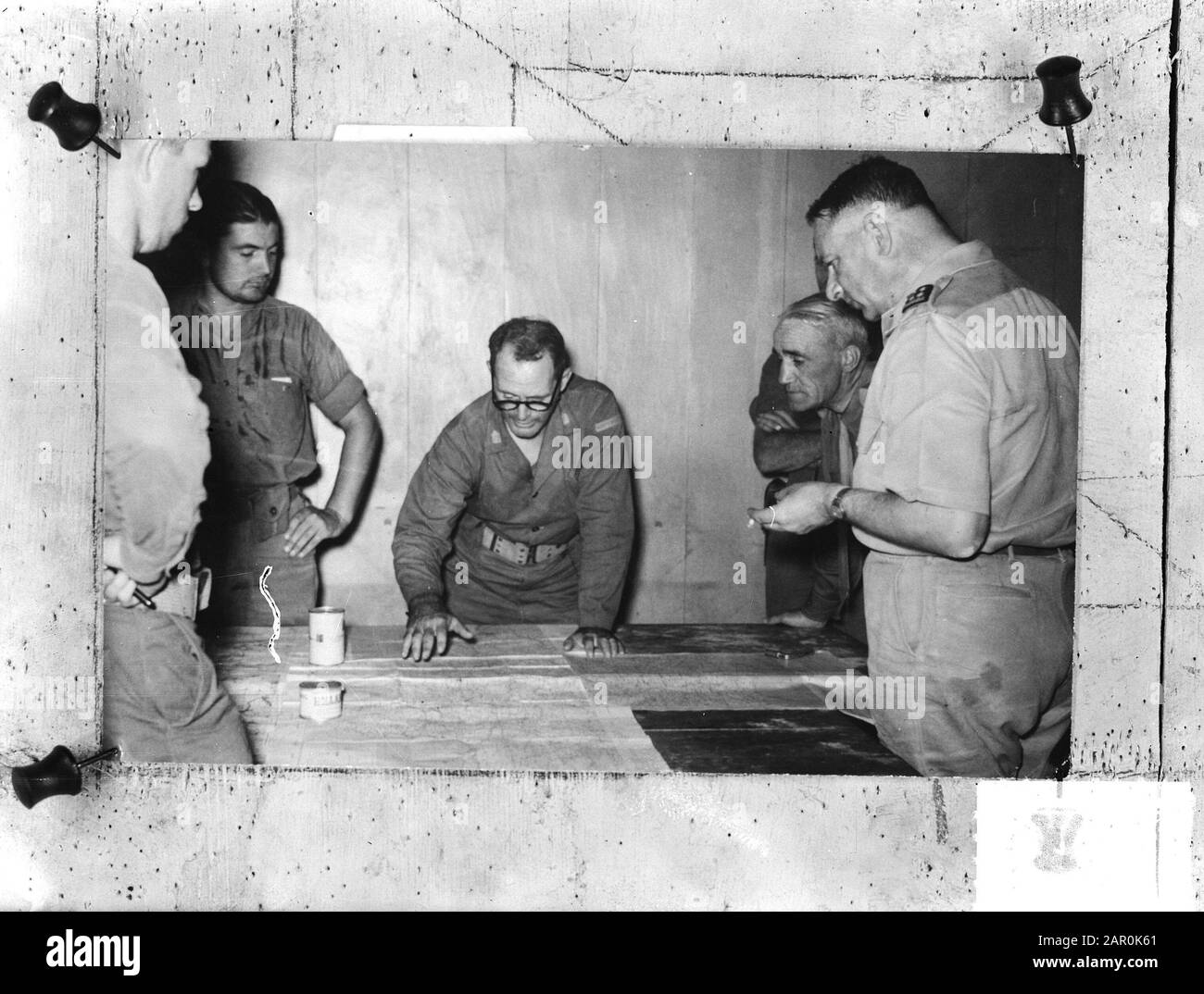 Marvo R13 Date: January 15, 1949 Keywords: cards, officers, uniforms Institution name: Marvo Stock Photo