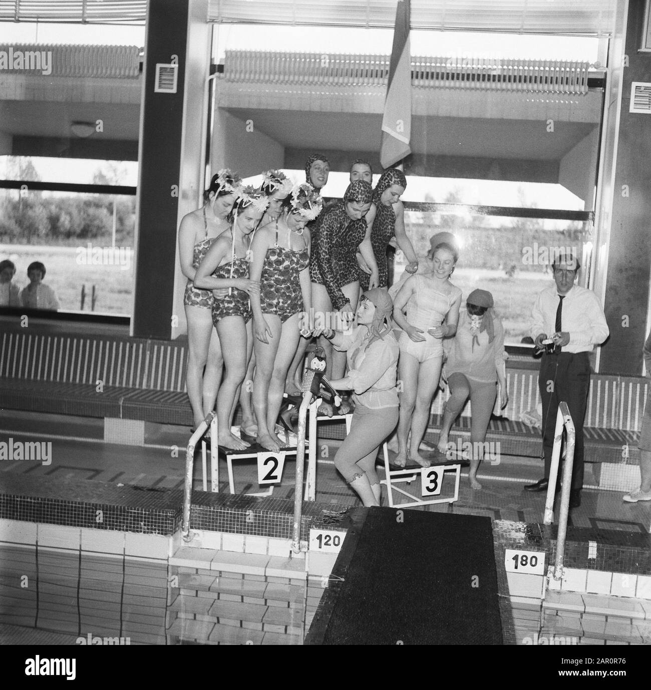 National art swimming championships in Utrecht in swimmingpool Den
