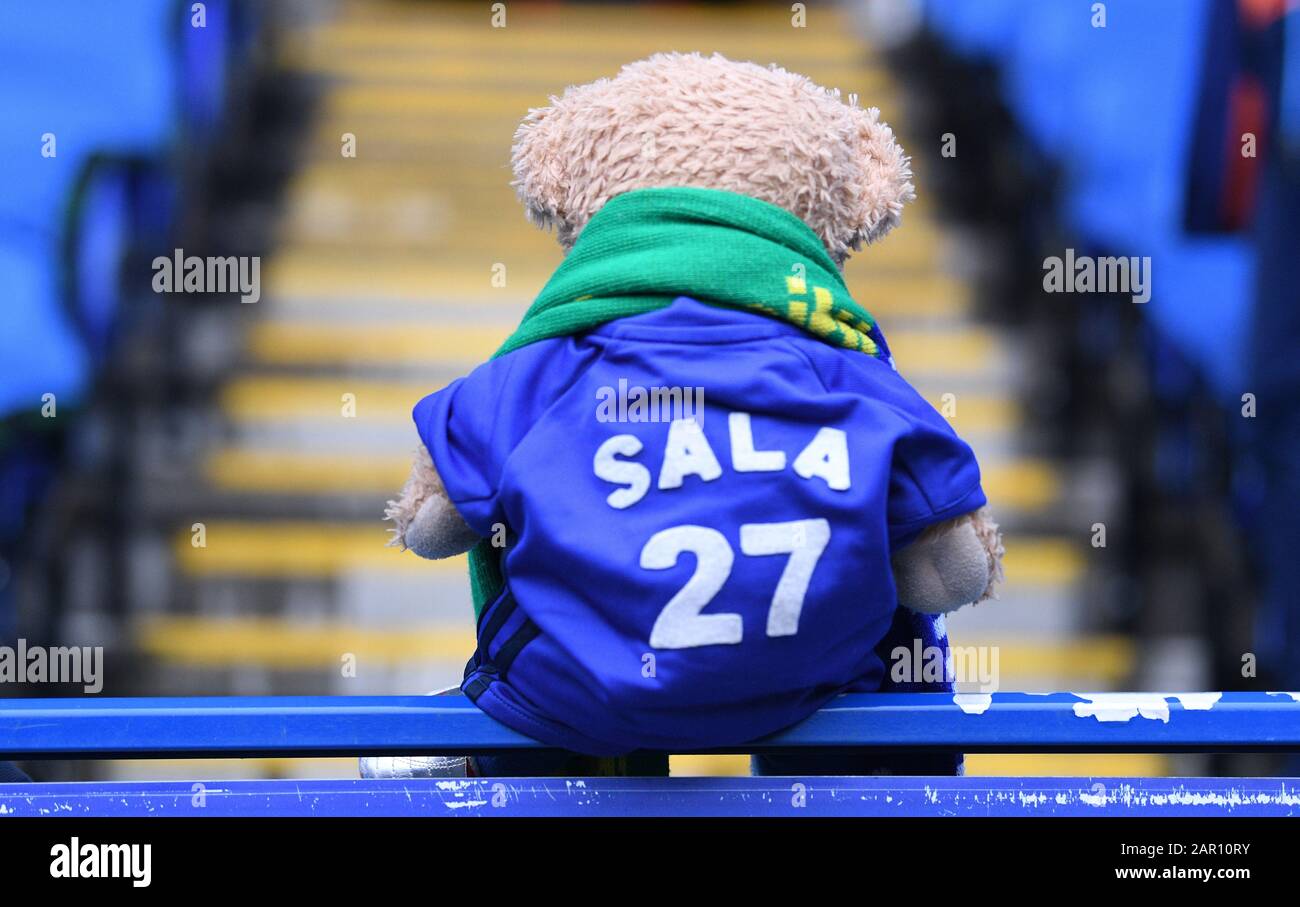 Cardiff City FC Official Mascot Package (2021/22) on Vimeo