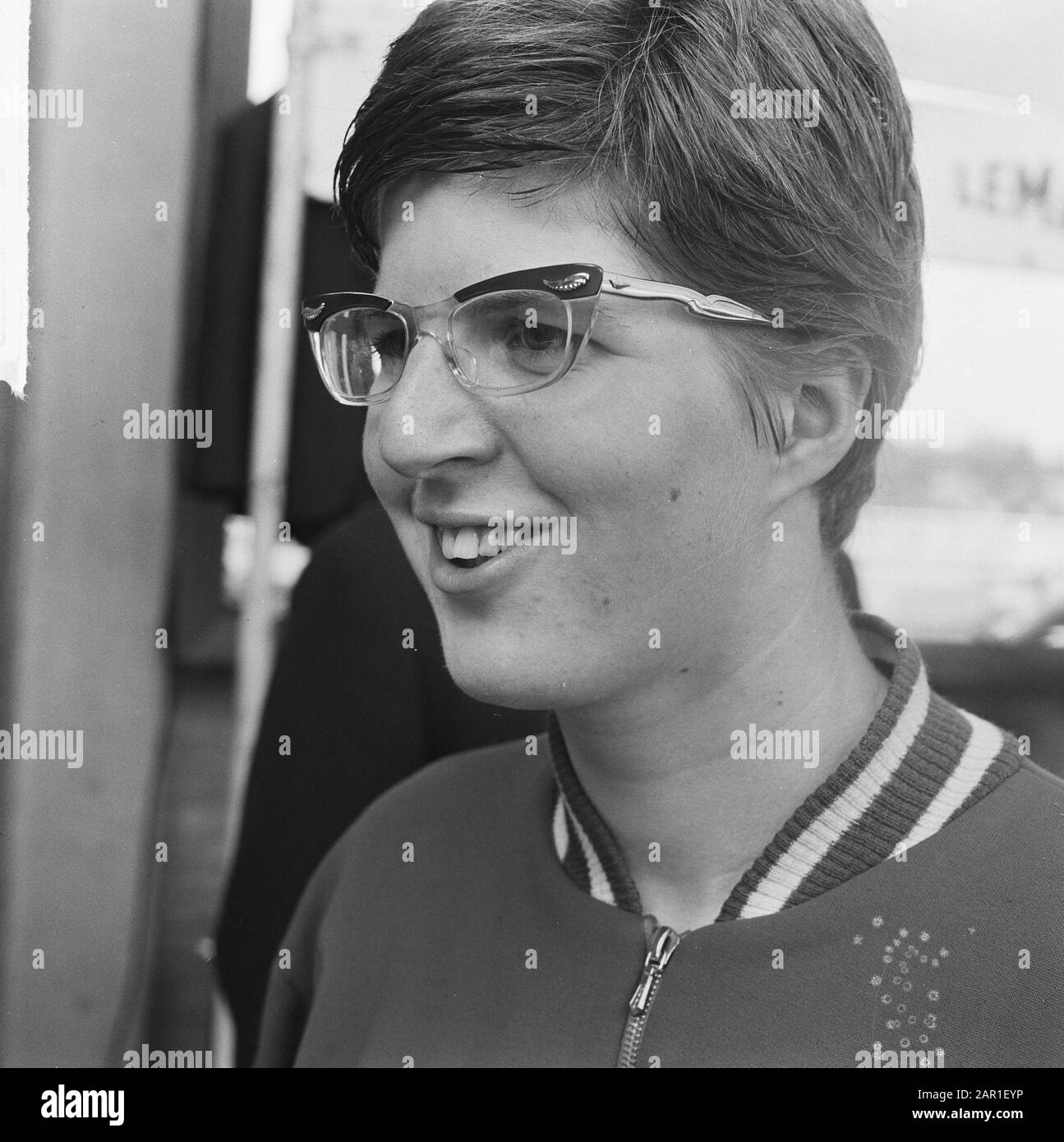 Swimming Championships at Emmen, Coby Buter champion Date: August 8, 1965 Location: Emmen Keywords: HEADS, Championships, swimmers Stock Photo
