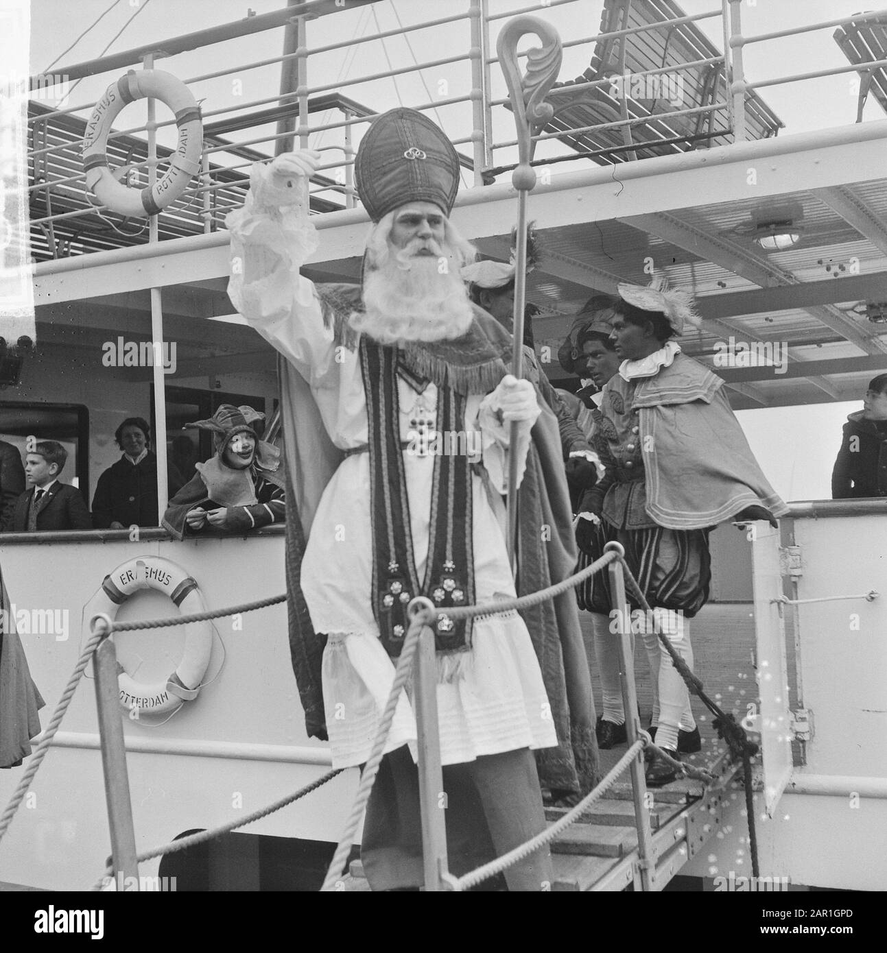 Entrance of Sint Nicholas to Rotterdam  Sinterklaas by waving from a boat Date: 17 November 1965 Location: Rotterdam, South-Holland Keywords: Sinterklaas, Zwarte Piet, Entractions Stock Photo