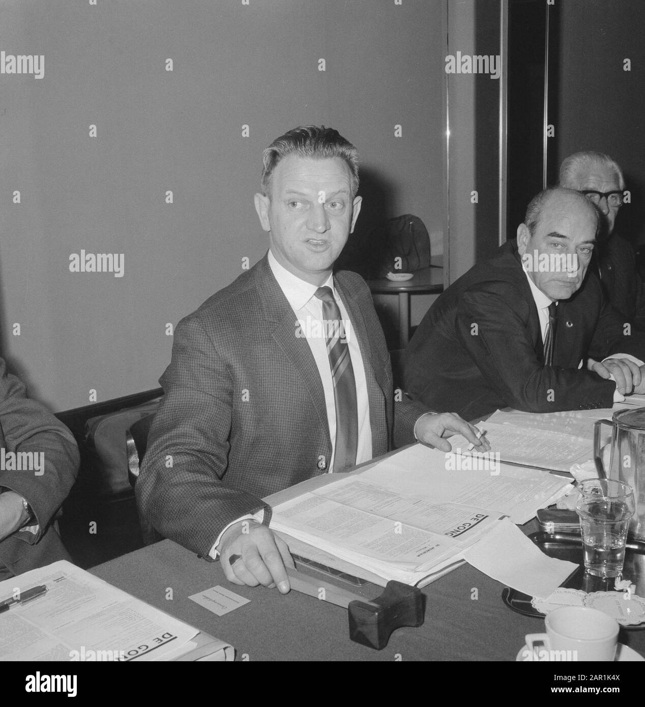 New president Royal Dutch Boks Bond, Mr. J. Hofman Date: 19 December 1965 Keywords: Presidents Personal name: J. Hofman Stock Photo