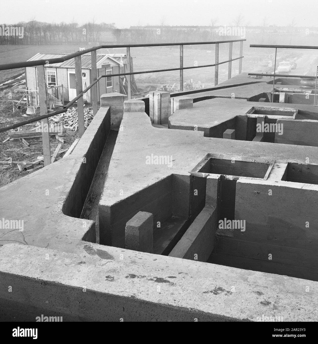 cleaning wastewater, treatment of urban waste, sewage treatment plants, moulds Date: 1965 Location: Den Oever Keywords: cleaning wastewater, sewage treatment plants, moulds, handling urban waste Stock Photo