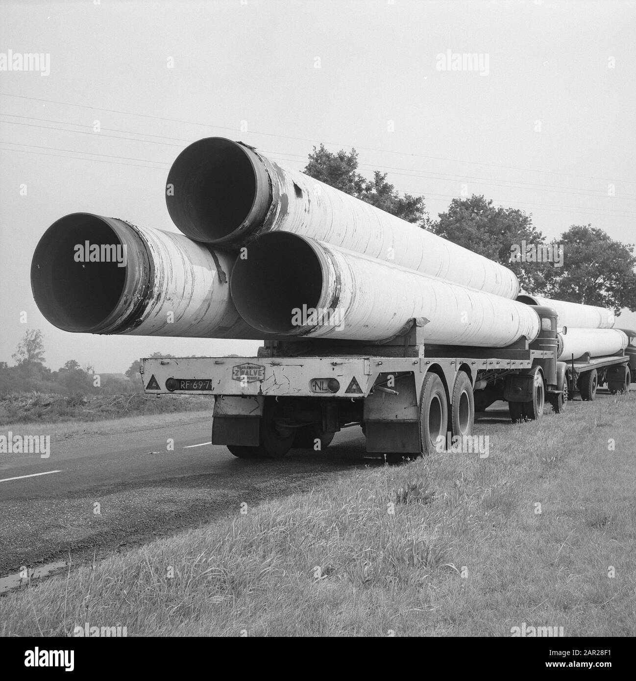 npc, pipelines, transport tubes, trailers Date: 1965 Keywords: npc, pipelines, trailers, transport tubes Stock Photo
