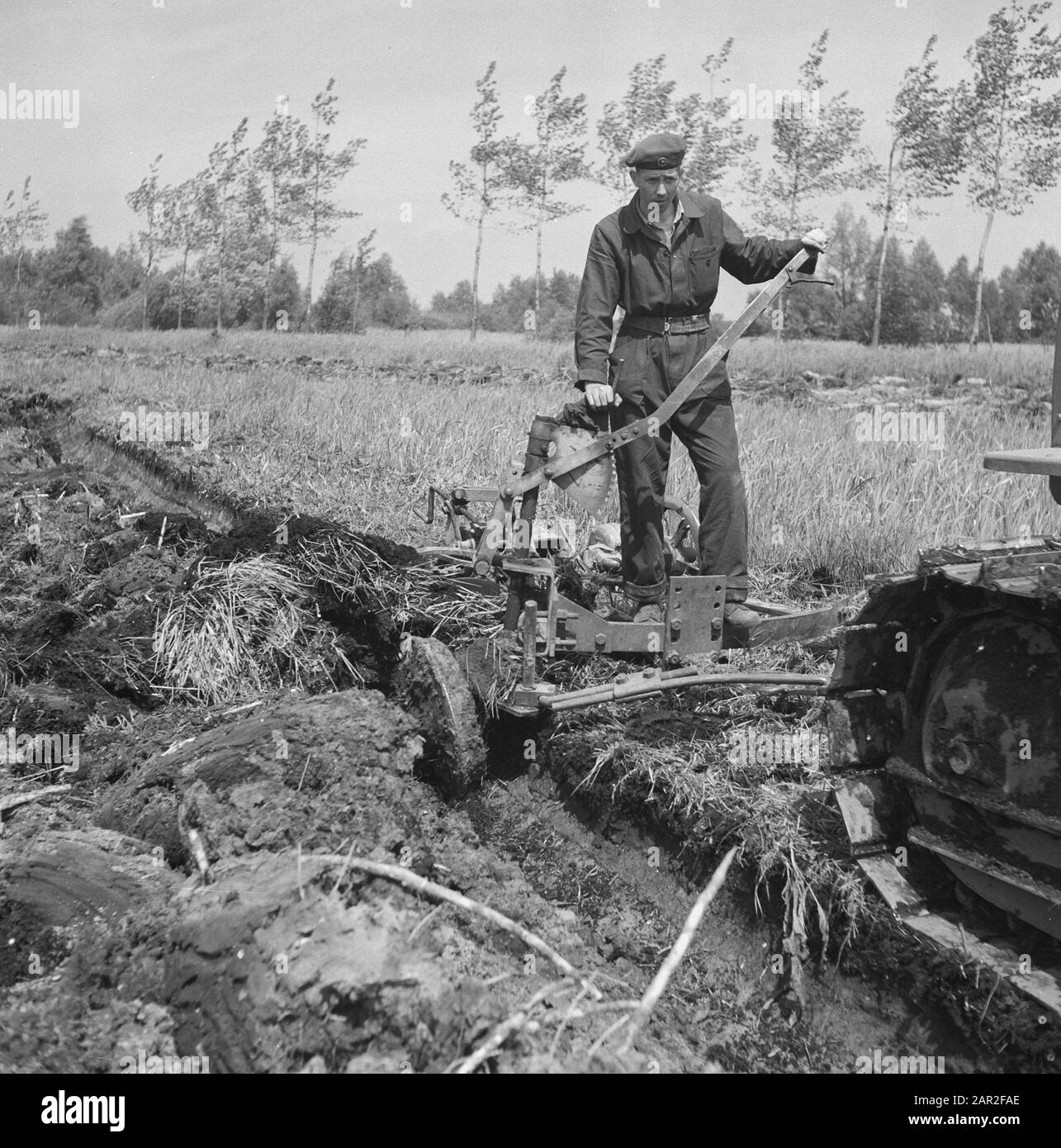 agricultural machinery, tools, workers, work Date: undated Keywords ...