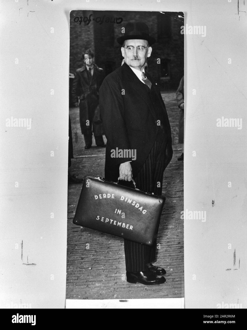 Opening Staten General Drees with the milliennota Date: September 18, 1951 Location: The Hague Keywords: parliaments Personal name: Drees, Willem (sr.) Stock Photo