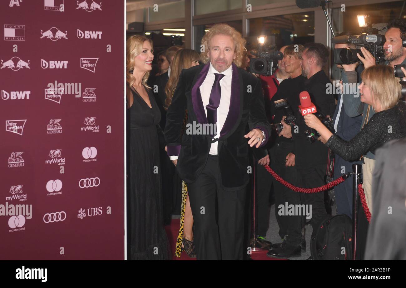 25 January 2020 Austria Kitzbuhel The Presenter Thomas Gottschalk And His Girlfriend Karina Mross Came To