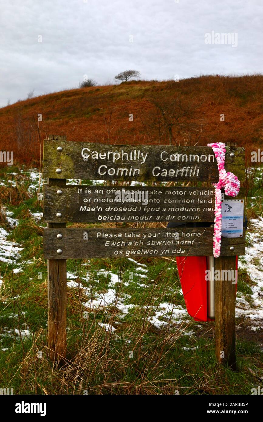 Lost scarf on sign on Caerphilly Common on a winter afternoon, Gwent, Wales, United Kingdom Stock Photo