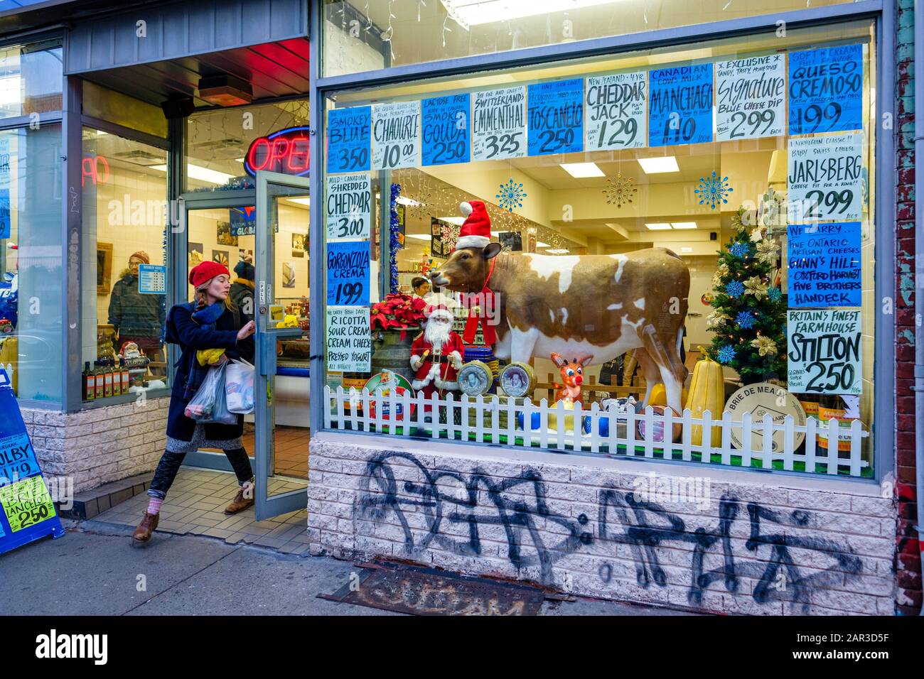 Global cheese shoppe hires stock photography and images Alamy
