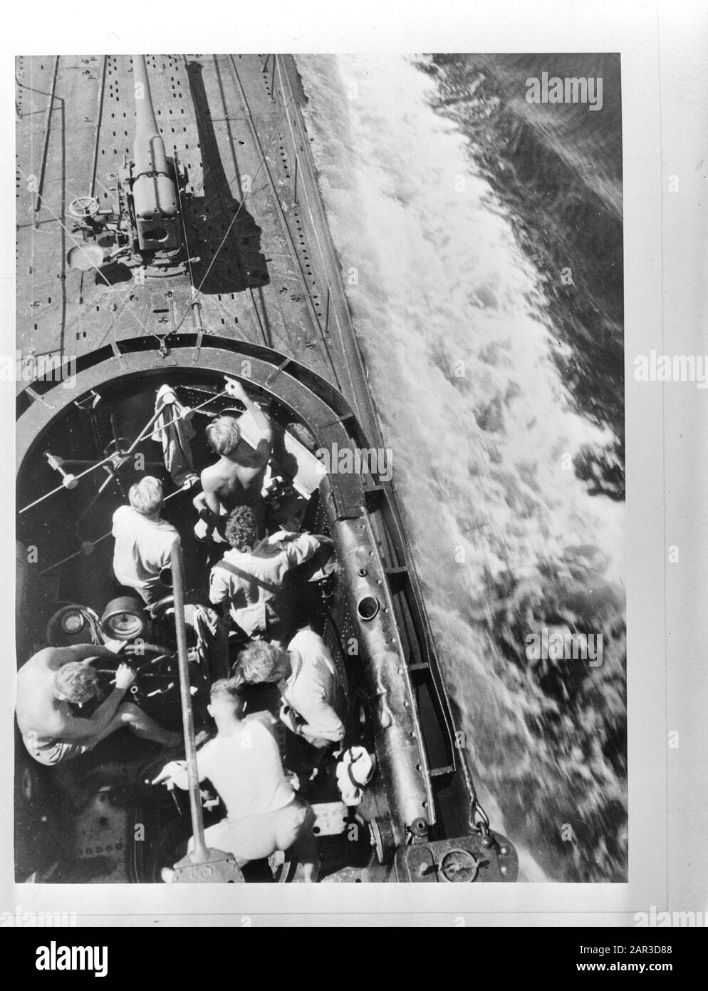 NAVY [Navy] Anefo London series Submarine Hr. Ms. Dan. O21. [serving in