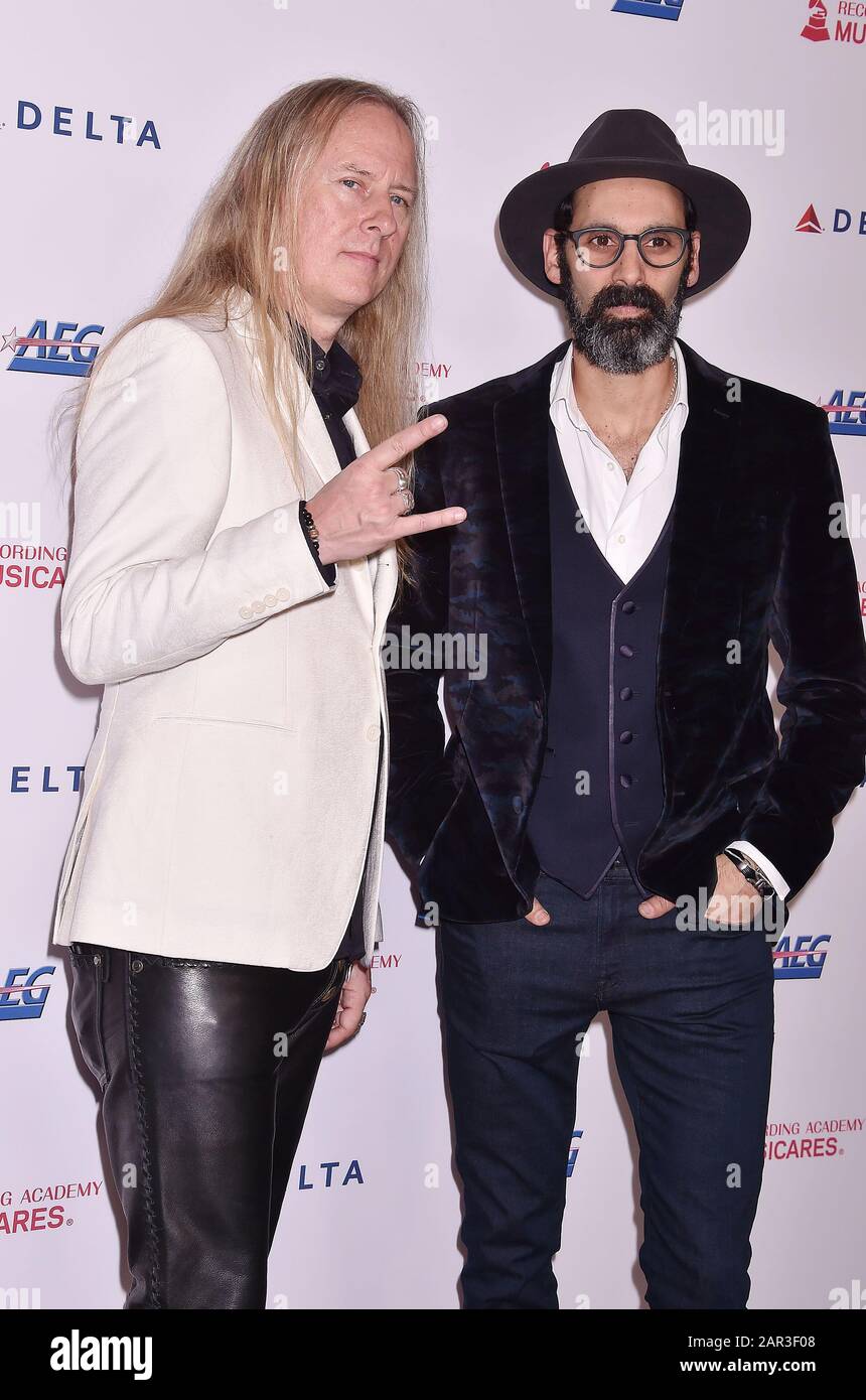 los-angeles-ca-january-24-jerry-cantrell-of-alice-in-chains-l-and-cesar-gueikian-attend-the-2020-musicares-person-of-the-year-honoring-aerosmith-at-west-hall-at-los-angeles