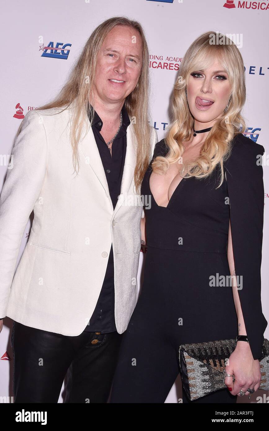 Jerry cantrell hires stock photography and images Alamy