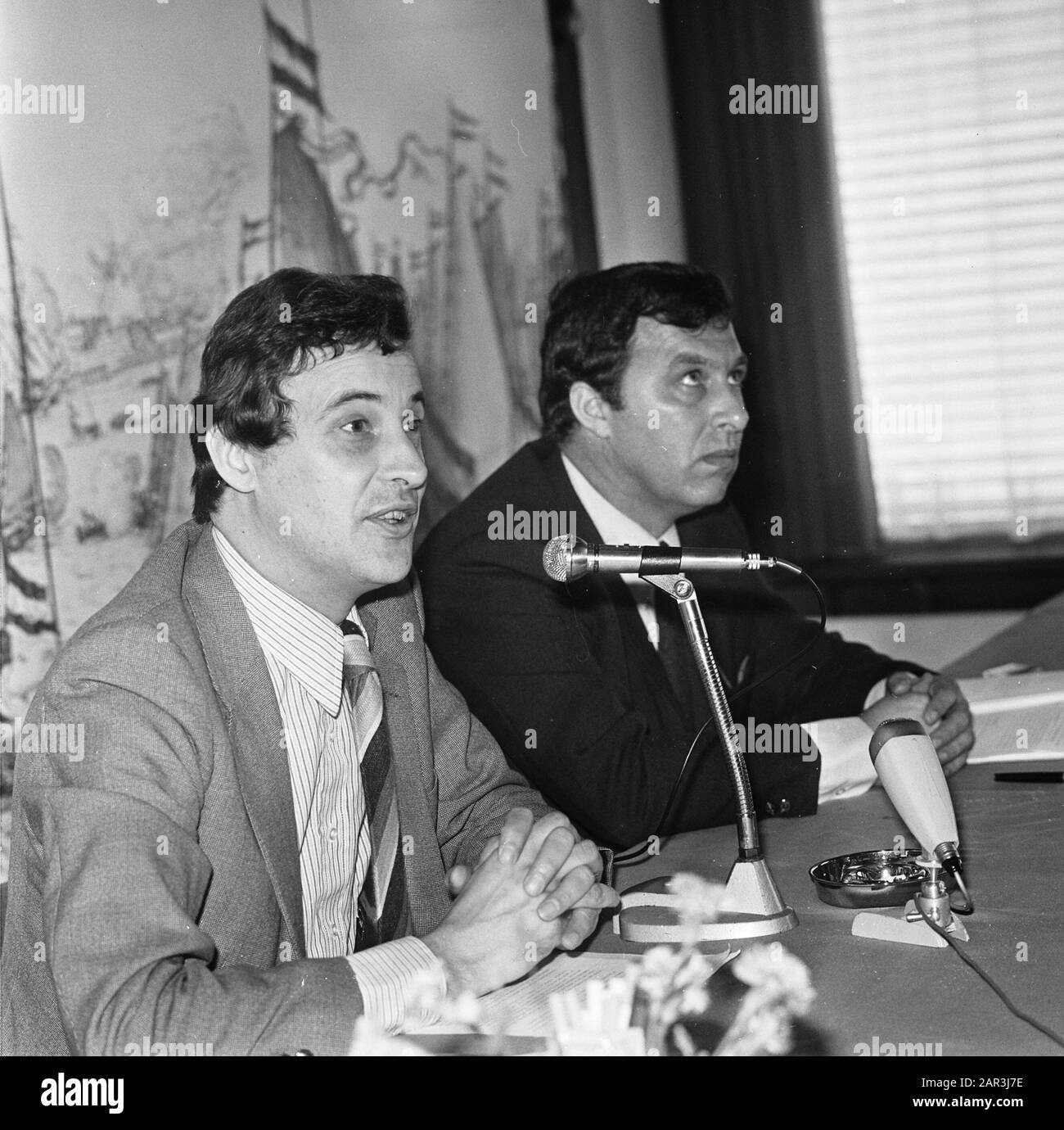 Winners Golden Granger and Golden Brush announced press conference related to children's book week Date: October 1, 1973 Stock Photo