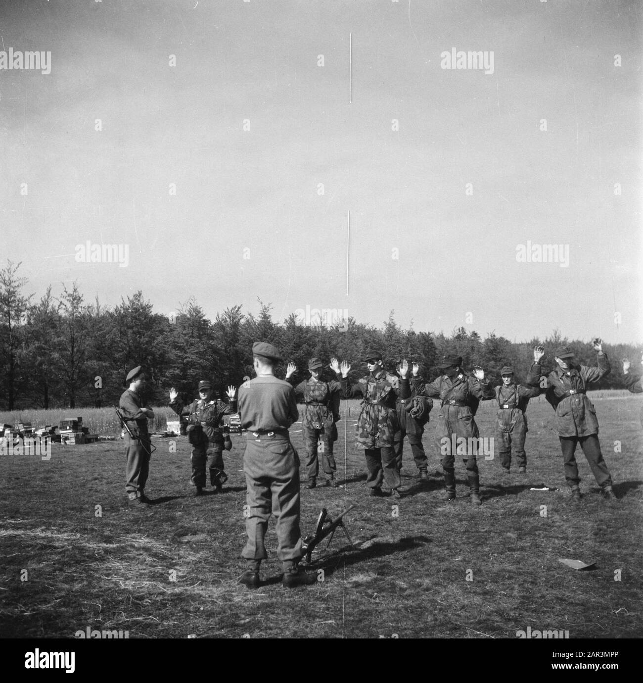 Fallschirmjäger Black and White Stock Photos & Images - Alamy
