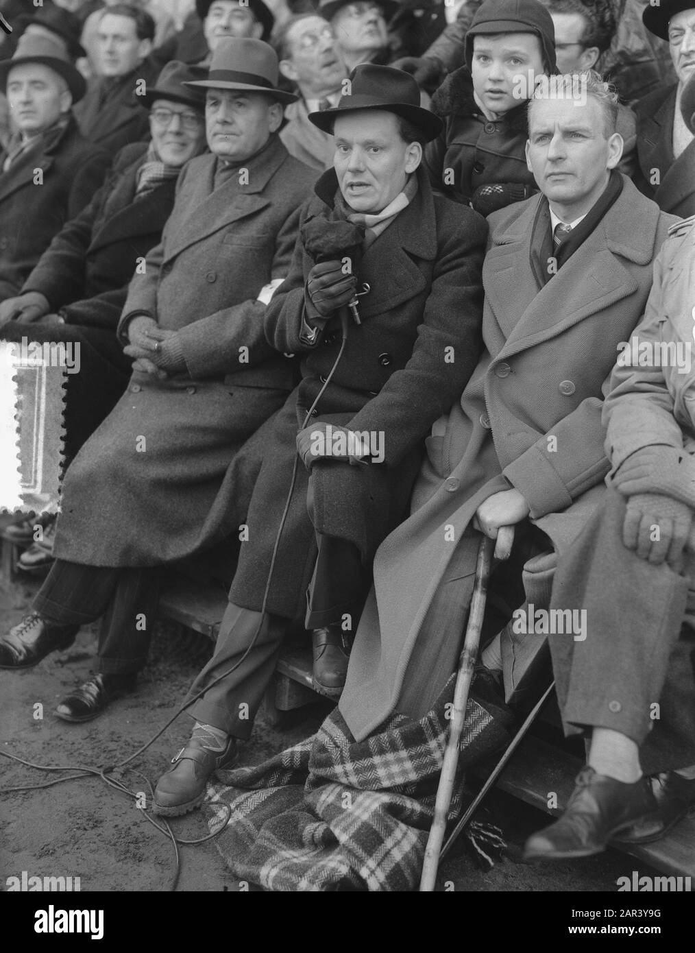 EDO against AGOVV (0-1). Disk player next to radio reporter Leo Pagano  Annotation: Disk player (player of EDO) was severely injured in the  interland Holland-Belgium (a bone fracture) and his accident was