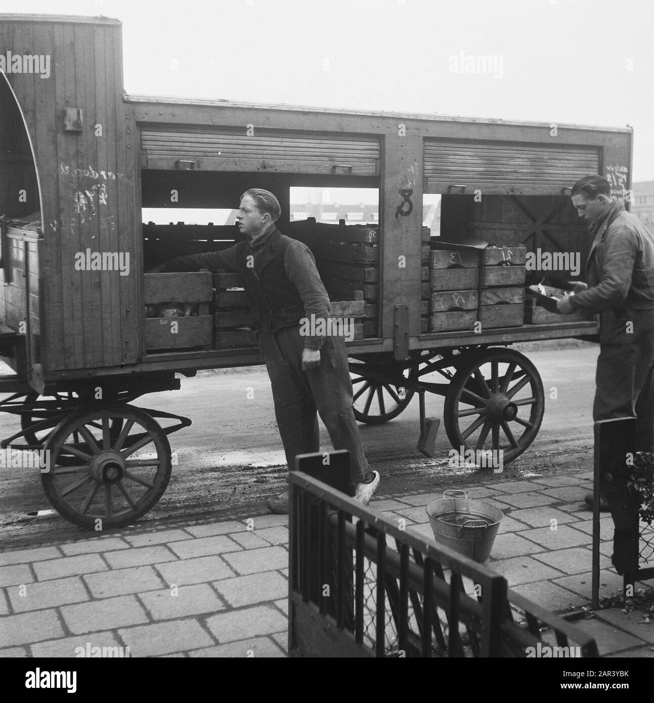 Dutch street attachments Date: 4 March 1946 Stock Photo