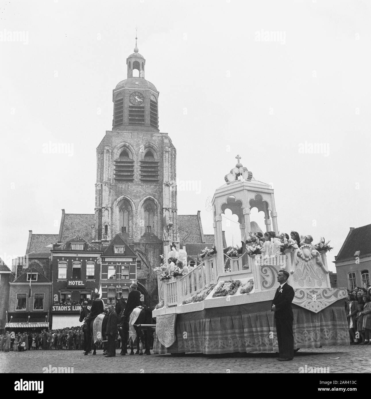 Procession bergen op zoom hi-res stock photography and images - Alamy 