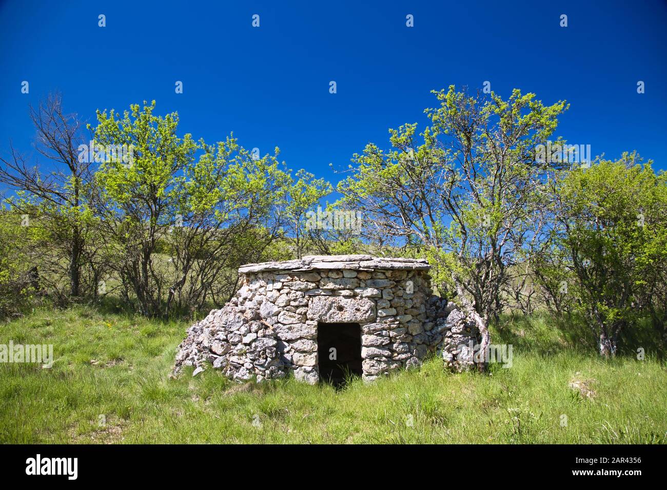 a shepherd's shelter on the Causse Mejean, Lozere Department, France Stock Photo