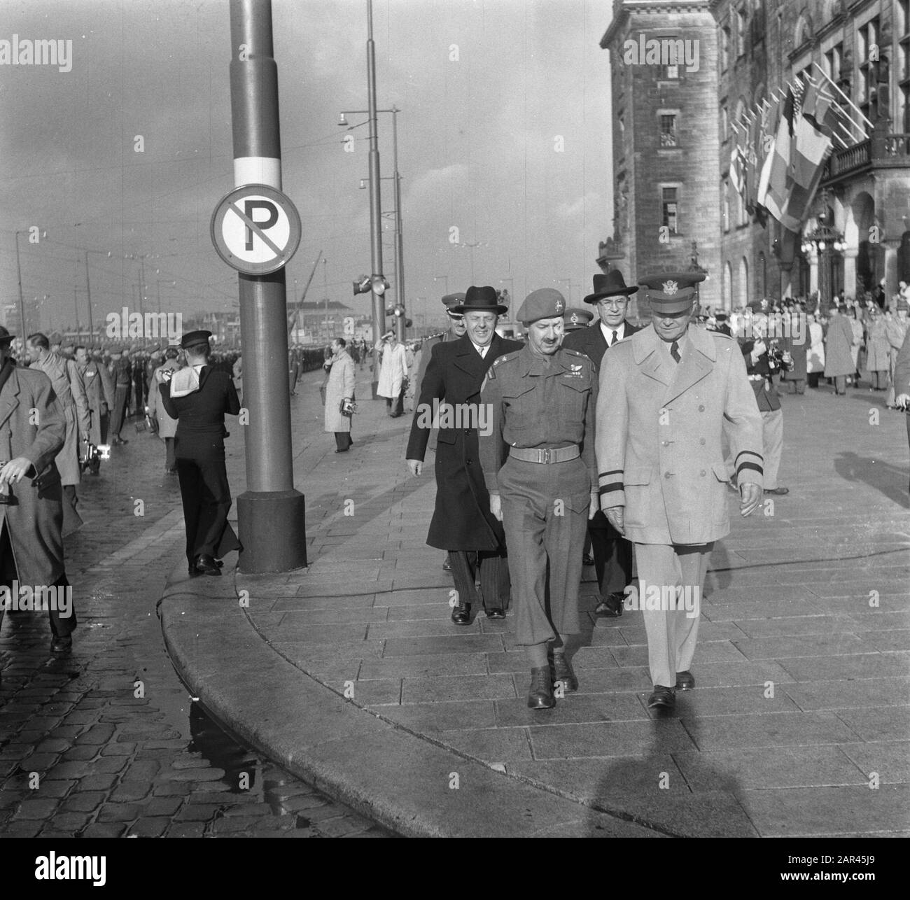 Eisenhower arrives in Rotterdam to take over command of Canadian troops