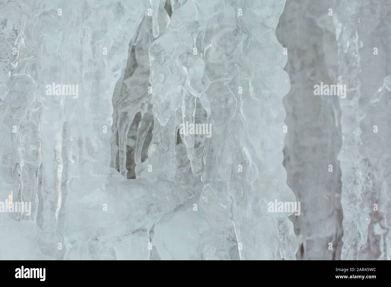 Large dangerous icicles close hires stock photography and images Alamy