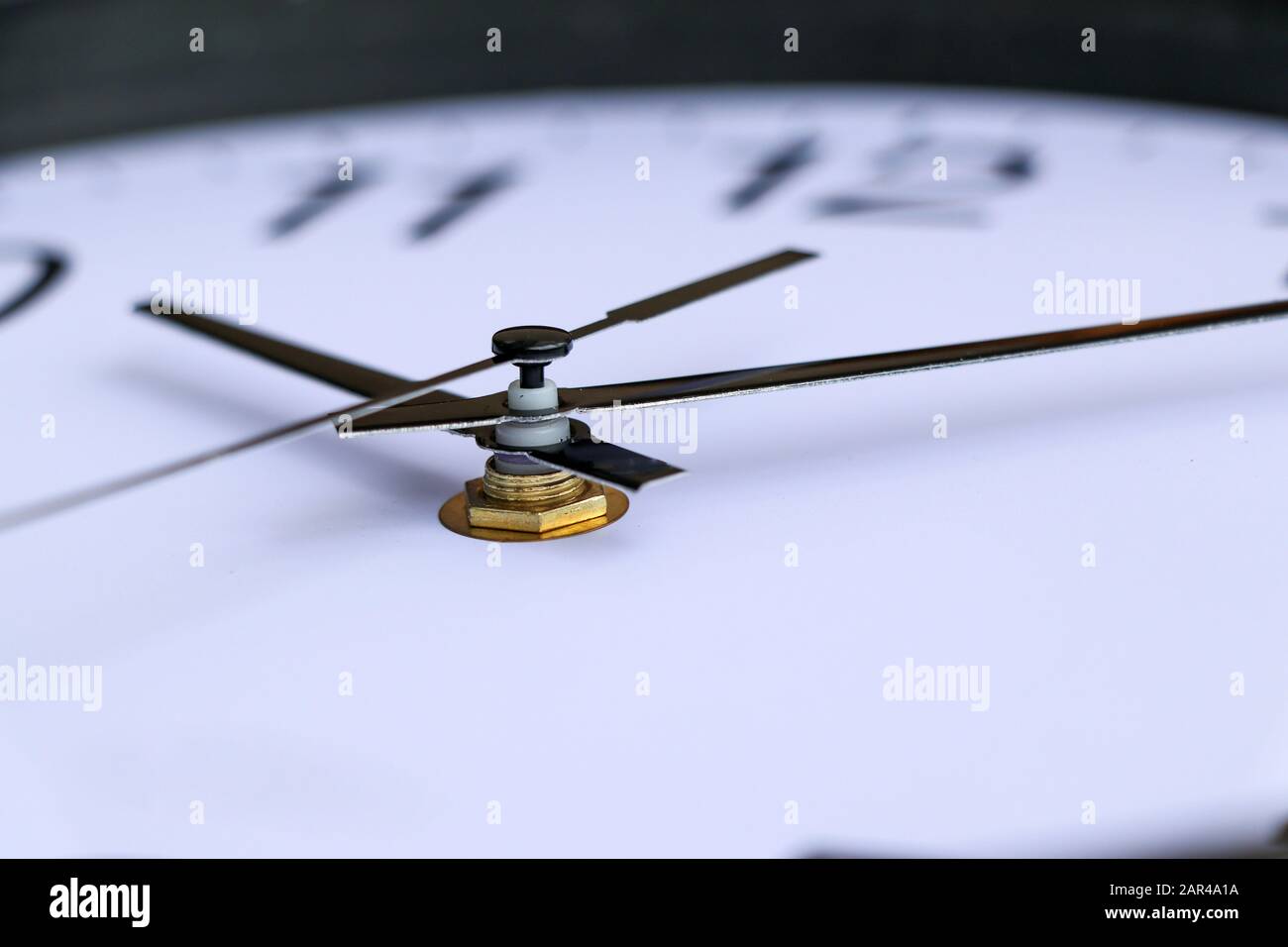 Black clock hands hi-res stock photography and images - Alamy