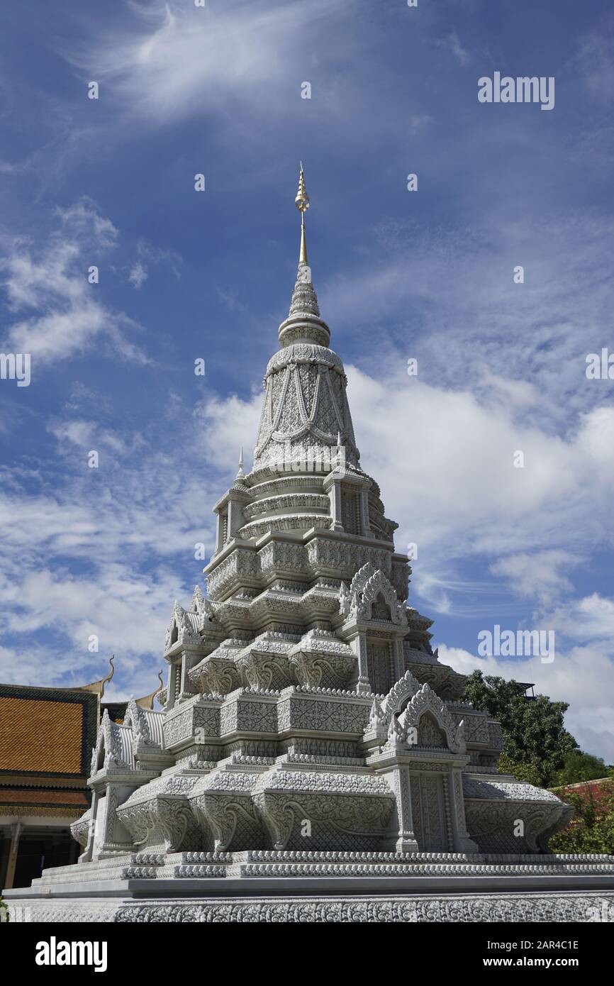 Stupa of HM King Suramarit and HM Queen Kossomak Stupa of the father and mother of former King Sihanouk Stock Photo