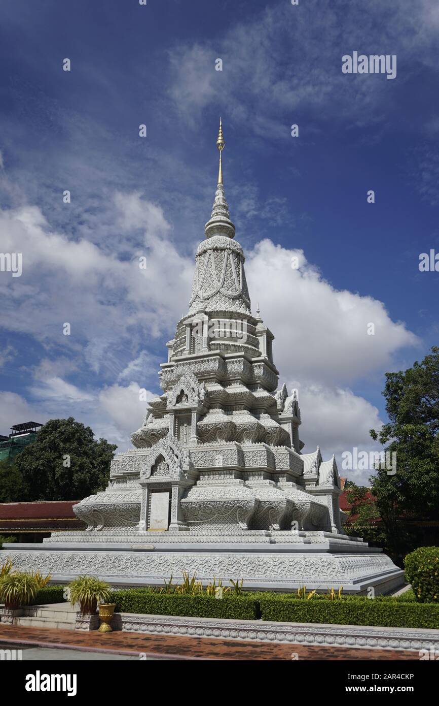 Stupa of HM King Suramarit and HM Queen Kossomak Stupa of the father and mother of former King Sihanouk Stock Photo