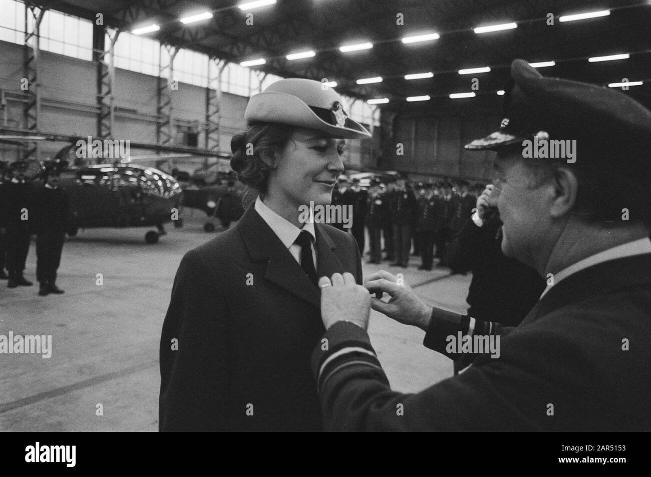 First Woman With Military Pilot License 2nd Lieutenant A E Wiessing Major General Meulenbroek Pins At Airbase Deelen The Wing On Date 14 January 19 Location Gelderland Keywords Air Force Air Force