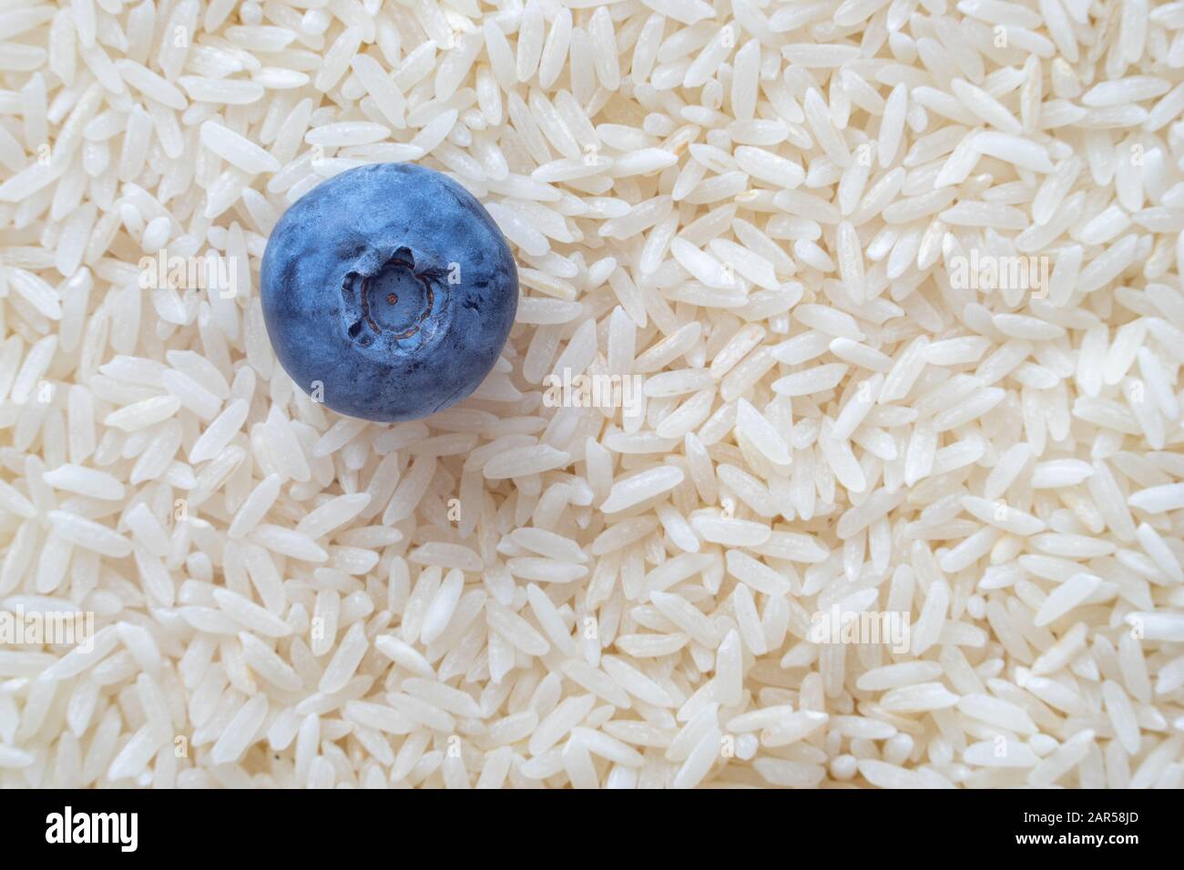 Blue and white rice hi-res stock photography and images - Alamy