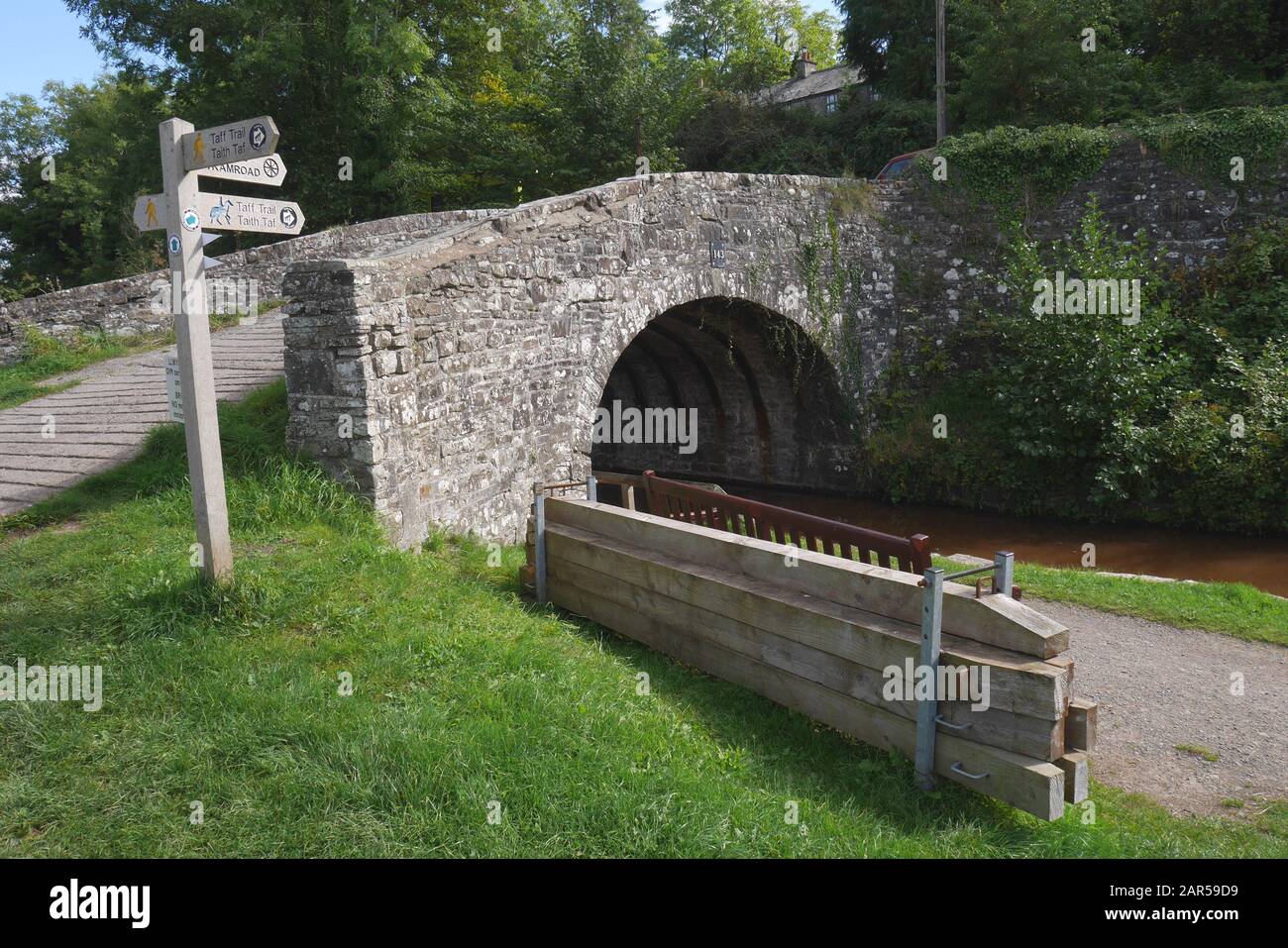 Bridge on the Monmouth and Brecon Canal, Talybont on Usk, Powys, Wales, United Kingdom Stock Photo
