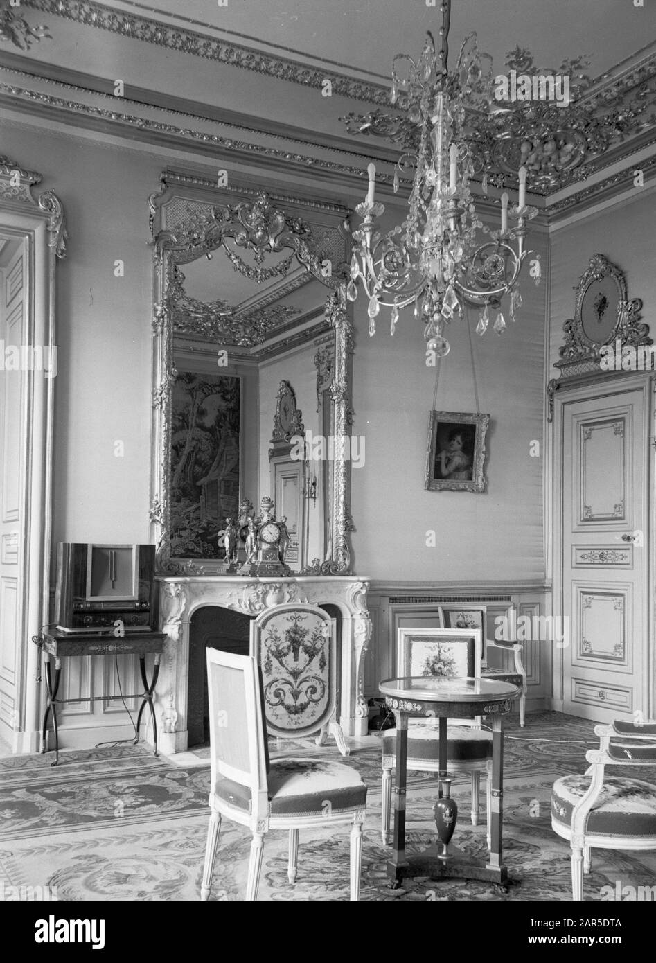 Interior of a palace (Elysée in Paris?) Date: 1938 Location: France, Paris Keywords: interior, rooms, palaces, mirrors, chairs Institution name: Palais d'Orsay Stock Photo