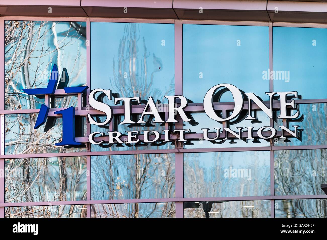 Jan 24, 2020 Sunnyvale / CA / USA - Star One Credit Union logo at one of their branches; Star One Credit Union provides financial services to credit u Stock Photo