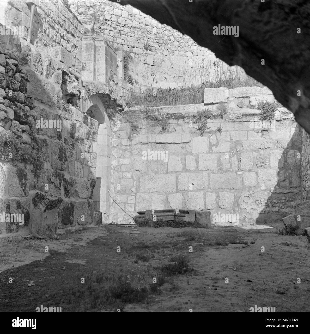 Israel 1948-1949  Jerusalem. Remains of the bath Bethesda in the old town north of the Temple Mount Date: 1948 Location: Bethesda, Israel, Jerusalem Keywords: archeology, bathhouses, walls, ruins Stock Photo