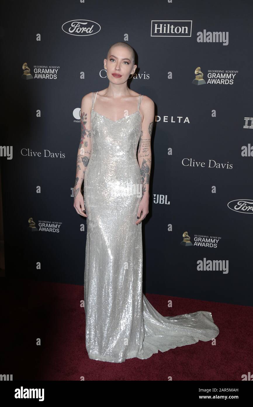 Bishop Briggs walking the red carpet at the Clive Davis' 2020 Pre