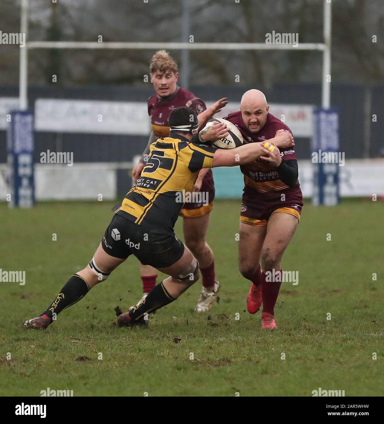 25.01.2020, Hinckley, Leicester, England. Rugby Union, Hinckley rfc v Sedgley Park rfc.   Rob Holloway on the charge Sedgley Park during the RFU National League 2 North (NL2N) game played at the Leicester  Road Stadium. Stock Photo