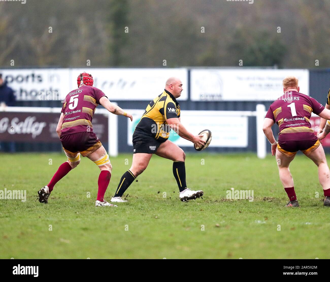 25.01.2020, Hinckley, Leicester, England. Rugby Union, Hinckley rfc v Sedgley Park rfc.   Stephen Harvey on the charge for Hinckley during the RFU National League 2 North (NL2N) game played at the Leicester  Road Stadium. Stock Photo