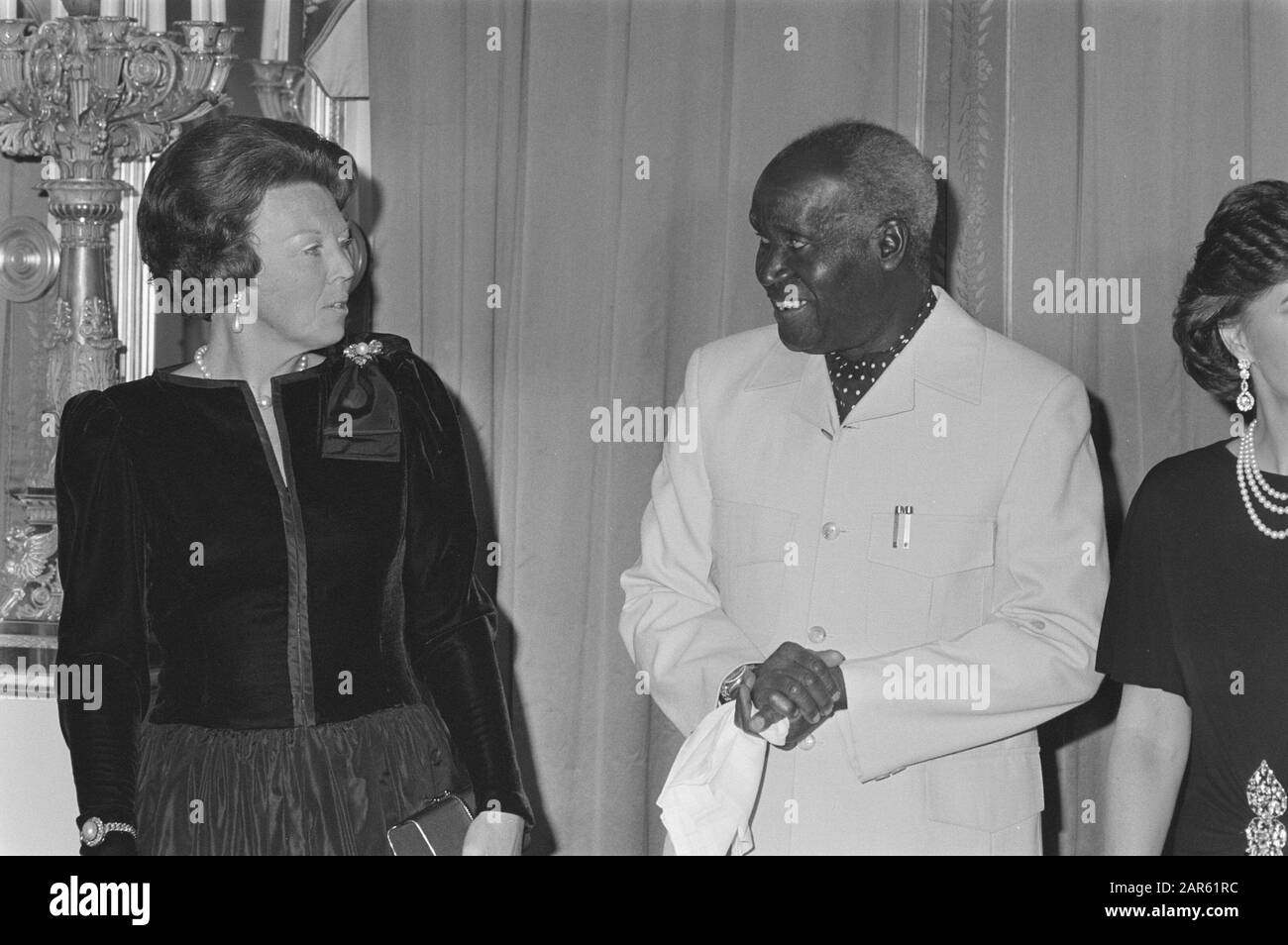 Queen Beatrix and Zambian President Kaunda Date March 13, 1986 Keywords queens, presidents