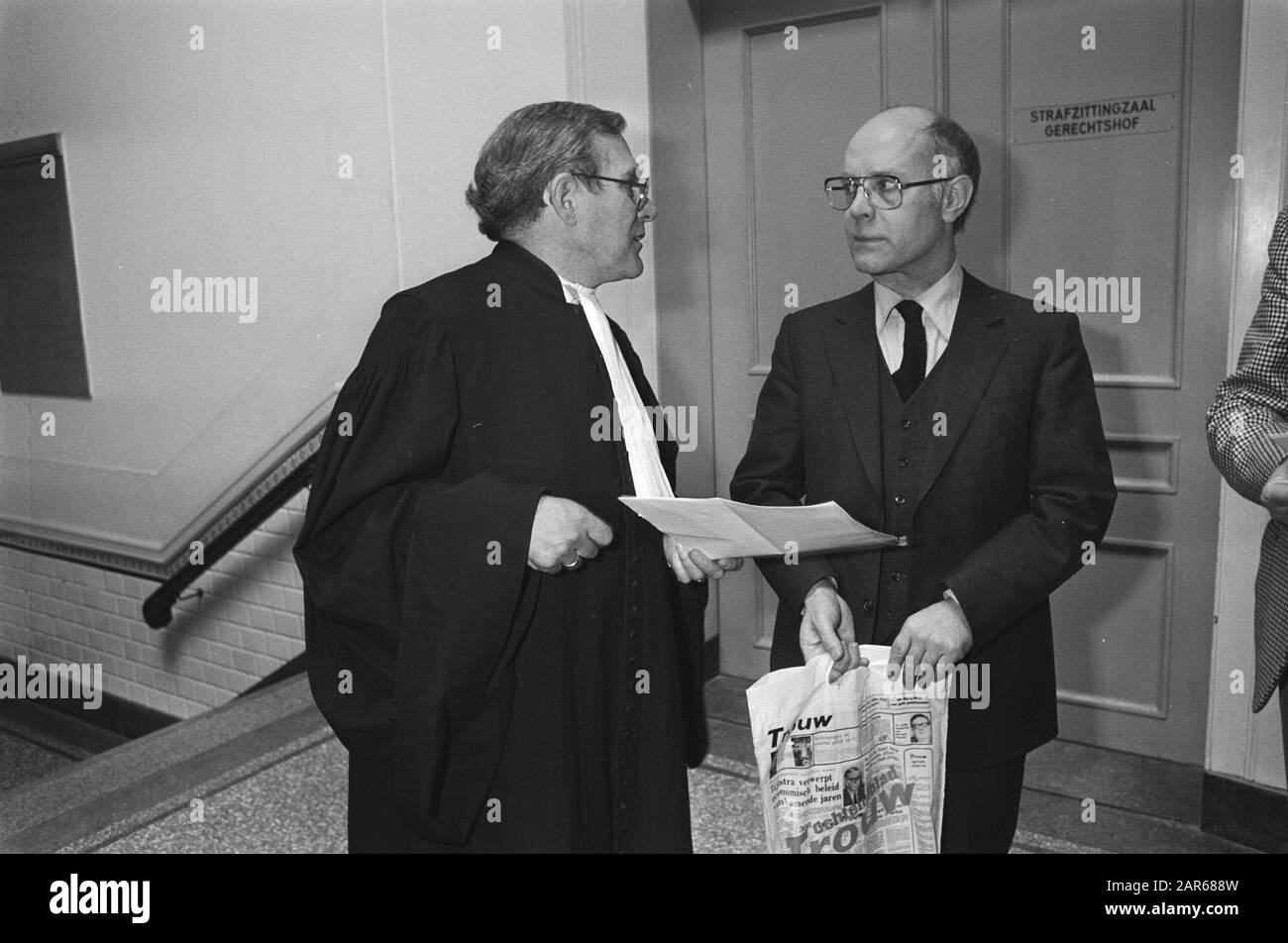 Brief action by Stoop against Trouw on mention sponsorship name Starlift for volleyball club Corbilo; head of Trouw Date: April 2, 1980 Keywords: GEDING, CONTATIONS, counselors Personal name : Y.A. Stoop Stock Photo