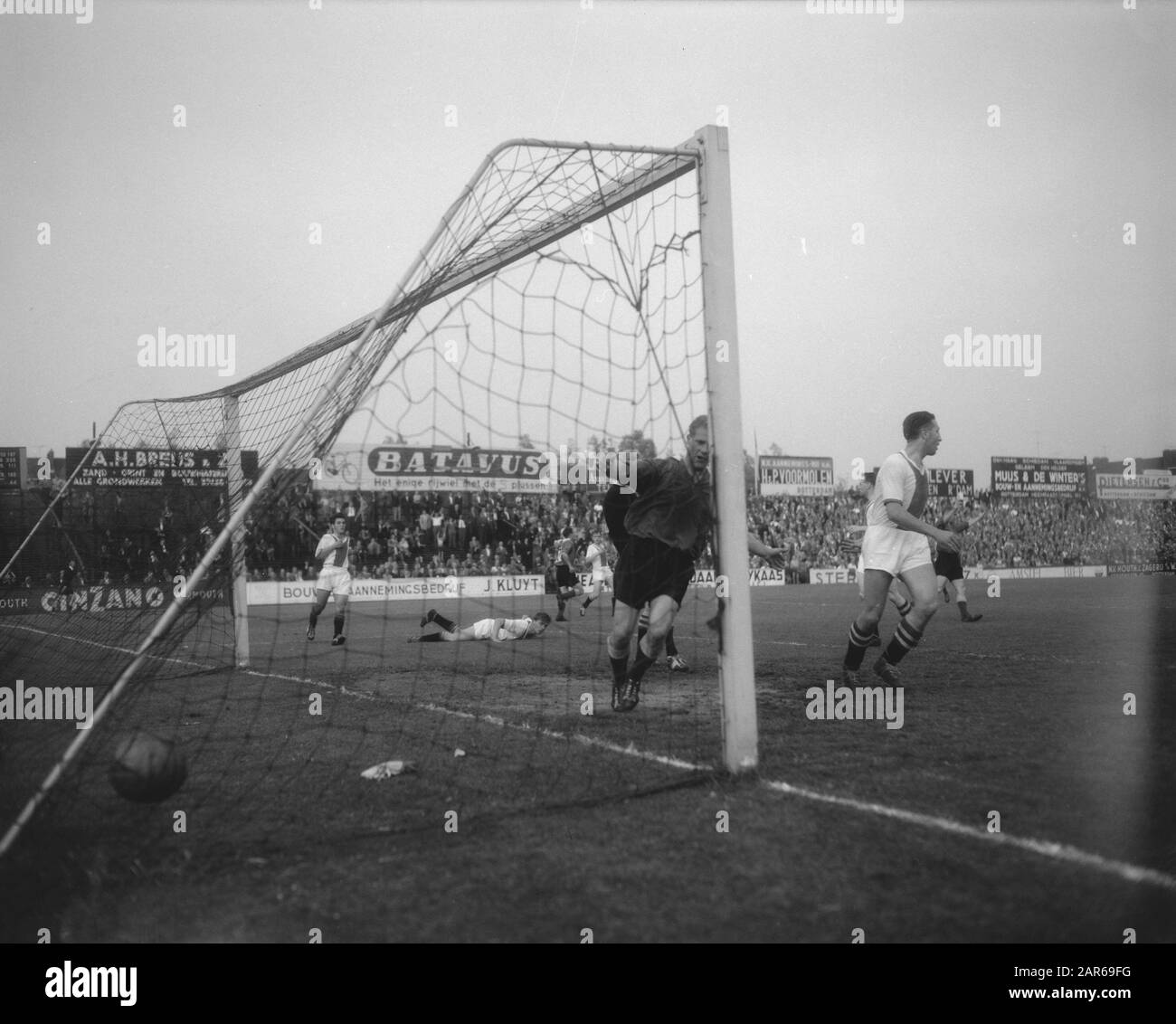 Quarterfinal knvb cup Black and White Stock Photos & Images - Alamy