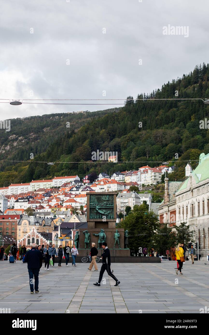 Editorial 09.03.2019 Bergen Norway The Sjøfartsmonumentet made by Dyre Vaa in the middle of the city on Torgallmenningen the main square of the city Stock Photo