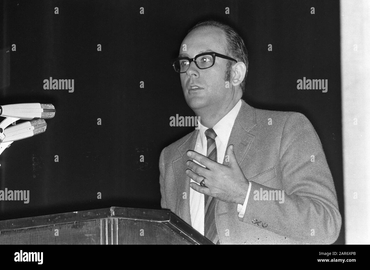 Nederlandse Wegen Congres, Utrecht, prof. ir. J.A. Michon to the word ...