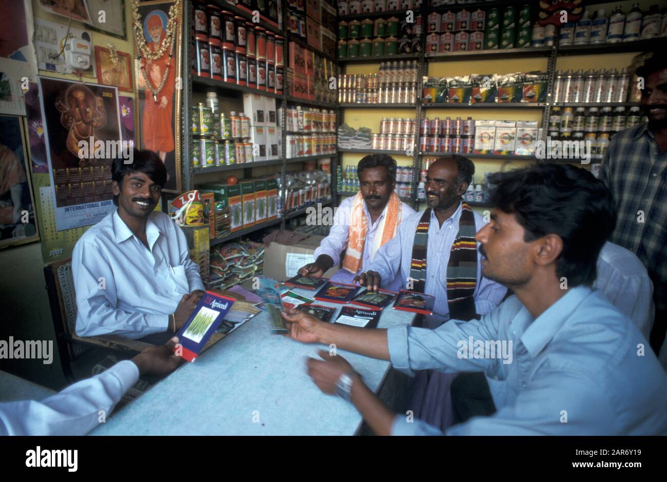 Pesticides shop hires stock photography and images Alamy