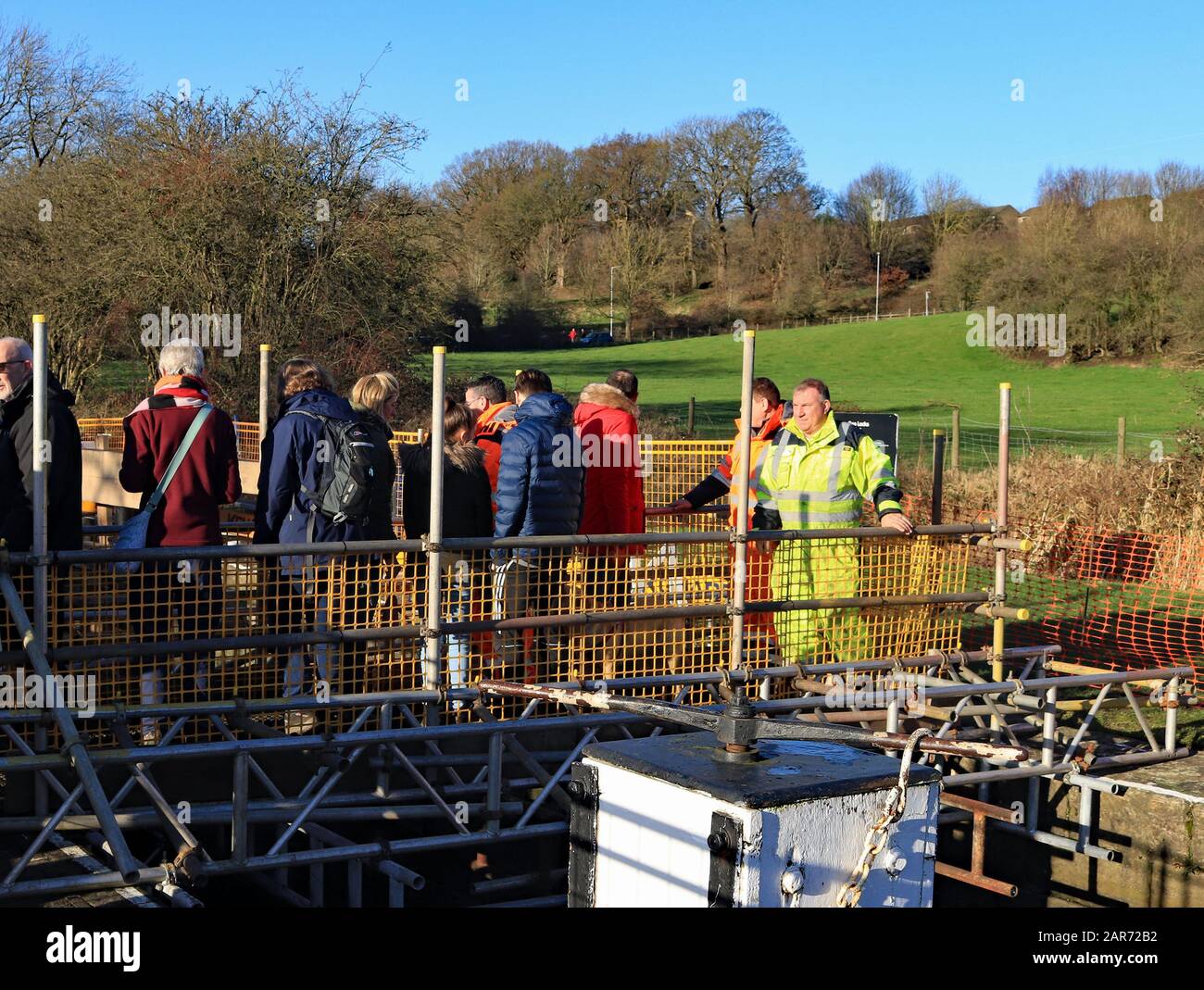 People on the viewing platform at Dowley gap 19.1.20. CRT are replacing lock gates at Dowley and held a open day for folks to see what they were doing Stock Photo