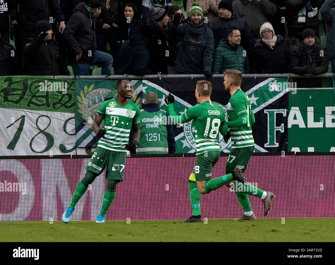 Ferencvarosi TC V Ujpest FC - Hungarian OTP Bank Liga 1-0 Editorial Stock  Image - Image of event, fire: 187766784