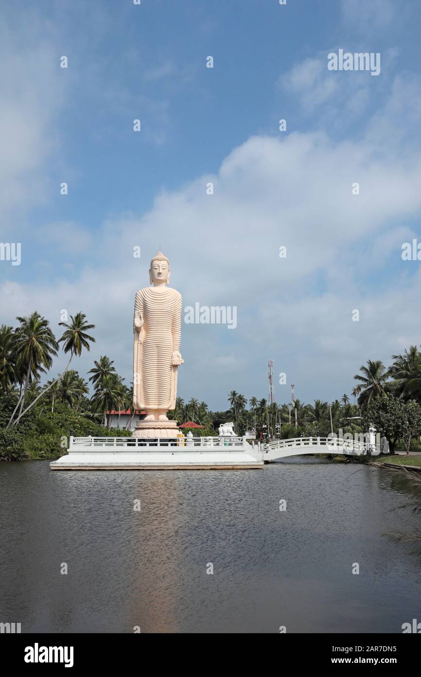 Tsunami Honganji Vihara, Memorial, Hikkadawu, Sri Lanka Stock Photo