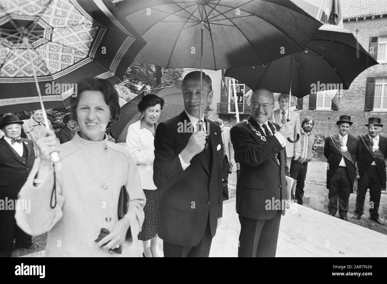 Premier Van Agt appointed honorary citizen