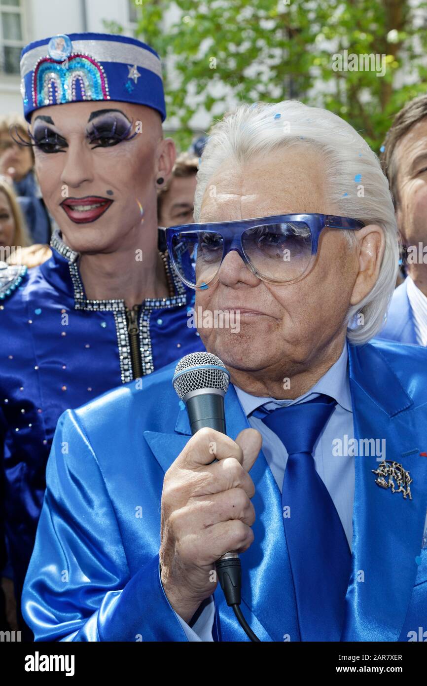 Paris, France. 26th Jan, 2020. The famous cabaret director Michou whose real name Michel Georges Alfred Catty died at 88 years old. Stock Photo