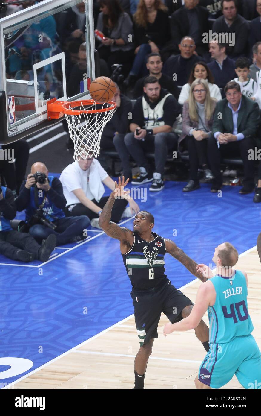 Cody Zeller of Charlotte and Eric Bledsoe of Milwaukee Bucks