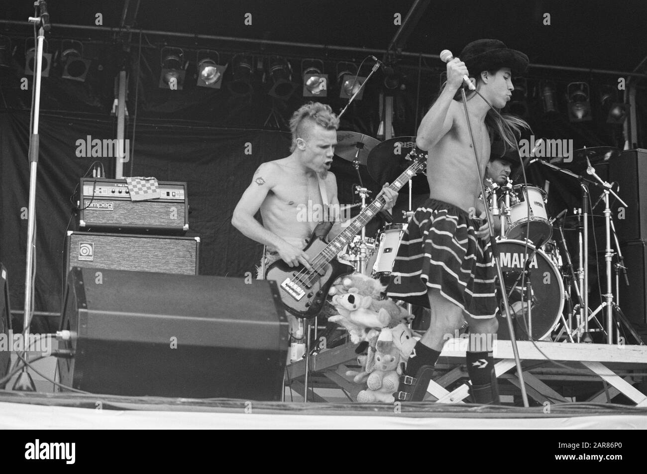 Red hot chili peppers Black and White Stock Photos & Images Alamy Red hot chili peppers Black and White Stock Photos & Images Alamy